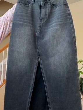 Aqua Straight-Leg Black Washed Jeans with Front Slit